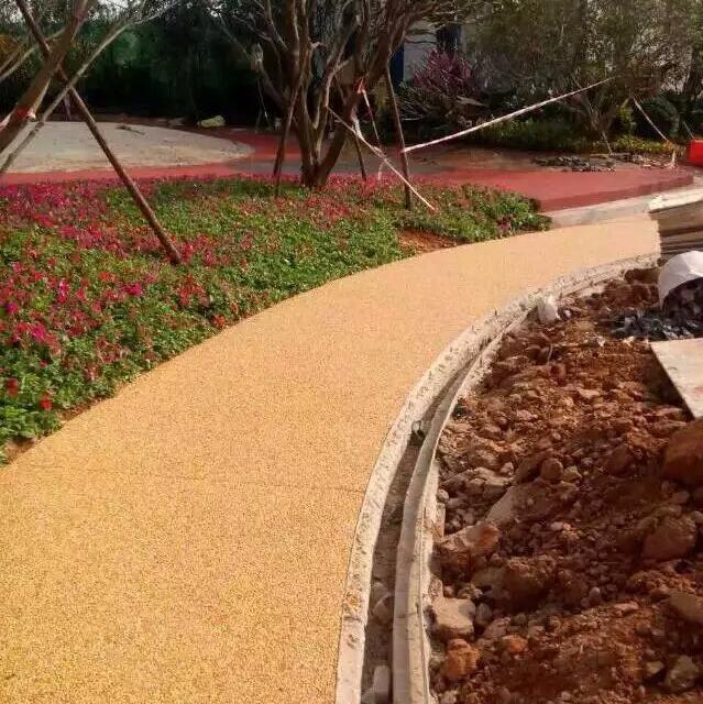 園林景觀設(shè)計(jì)的地面需要用到哪些鋪裝材料？